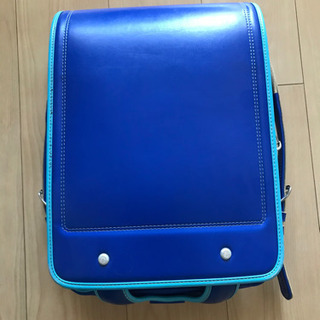数回使用のランドセル差し上げます。