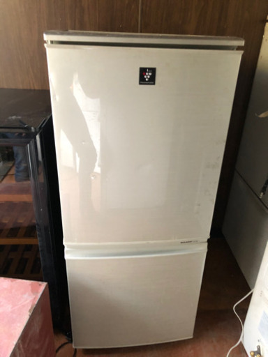 SHARP  冷蔵庫　SJ-PD14X-N 2013年製