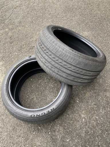 ブリヂストン　レグノ　275/40R19