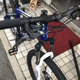 GT アバランチェ4.0 ディスクブレーキ 傷も少なくとても綺麗な中古です