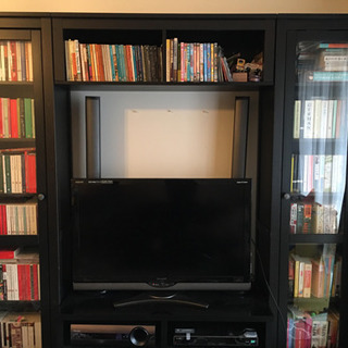 IKEA HEMNES ヘムネス 本棚x2個、壁用本棚