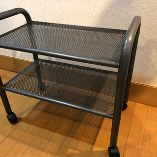 スチールラックの画像
