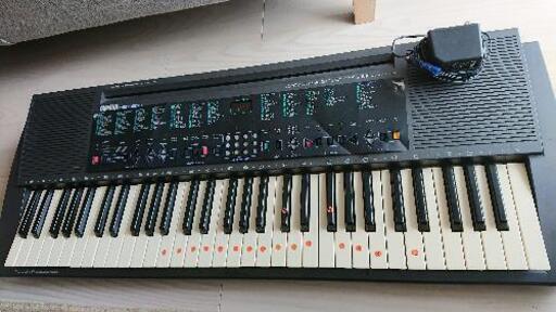 YAMAHA　PORTATONE PSR-300 ピアノ　電子　キーボード