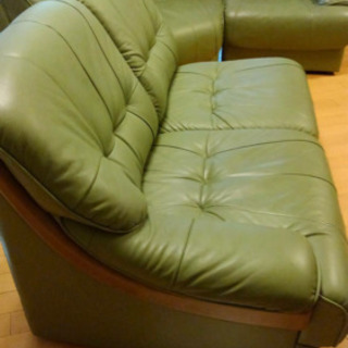 チターノ 2掛けソファー モスグリーン