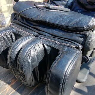 ２７日までに　すぐに連絡下さい。　ソファー　無料　欲しい方　必見　多治見市　土岐市　瑞浪市　可児市くらいまで運べます。の画像