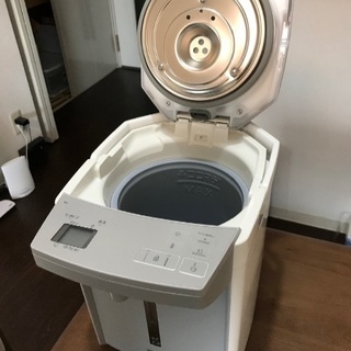 【ほぼ新品】2.2L電気ポット/タイガー製