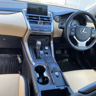 レクサス　NX200t Iパッケージ　車高調　20インチ　Fスポーツ仕様　個人出品　H26年式　AGZ10 革シート　装備充実　LEXUS 車検付　三眼　の画像