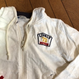 子供服長袖　120センチの画像