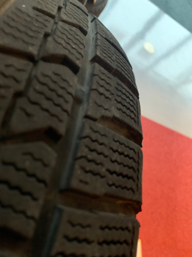 中古スタッドレスタイヤ&ホイールセット　215/45R18