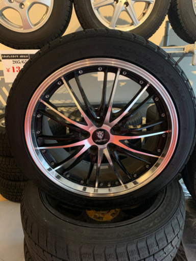 中古スタッドレスタイヤ&ホイールセット　215/45R18