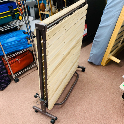新生活応援格安！！ すのこ折りたたみベット
