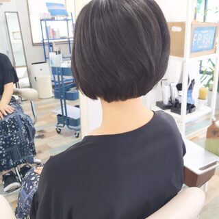 リニューアルオープン予定のカットカラー専門店✂ 時給1600円。1日3時間～の画像