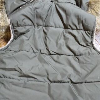 80センチ　ベスト　ダウン　モコモコの画像