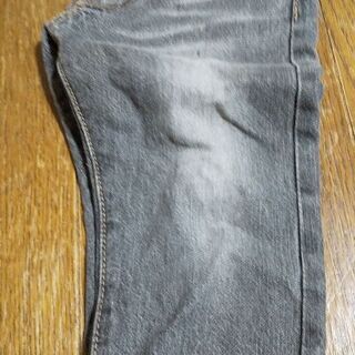 80センチ　コムサイズム　トレーナー　ジーンズの画像