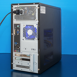 ゲーミングPC フォートナイト ﾚｲﾝﾎﾞｰｼｯｸｽｼｰｼﾞApex Win10の画像