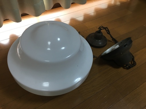 レトロなガラスシェード