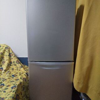 冷蔵庫135L