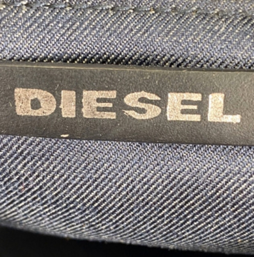 【残り1つ】美品！DIESEL ショルダーバッグ