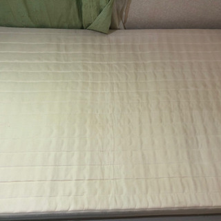 セミダブルベッド売ります