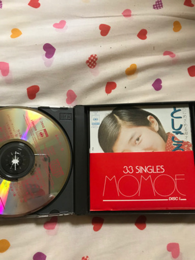 山口百恵　33シングルス　ベスト版です。
