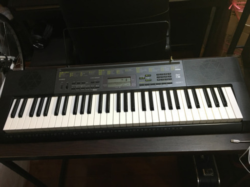 電子ピアノ