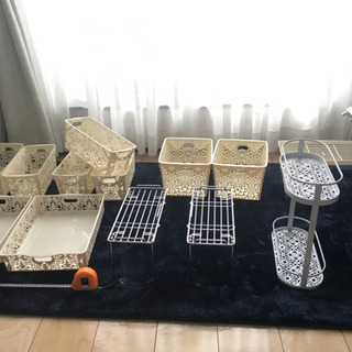 100均などの収納グッズ