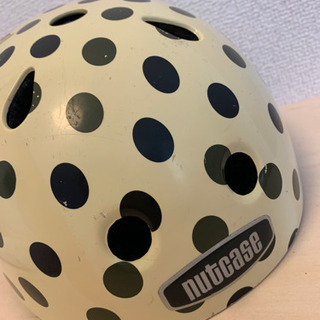 【廃盤】NUTCASE 子供用自転車ヘルメットの画像