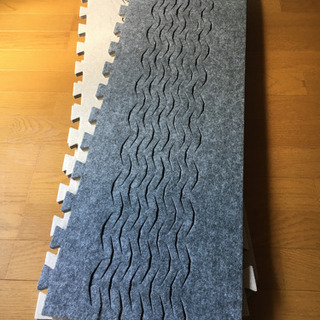 除湿マット　すのこ型の画像
