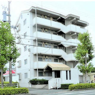 初期費用無料♪近隣に商業施設たくさんで便利です♪