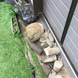 庭の石 どなたか引き取ってください！の画像