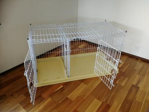 犬用のケージ