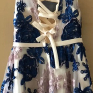 パーティードレスの画像