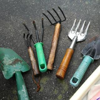 ガーデニンググッズの画像