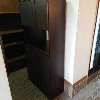 お譲り先決まりました。靴箱差し上げます「鏡付き」