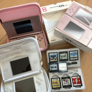 DSライト2台といろんな充電器