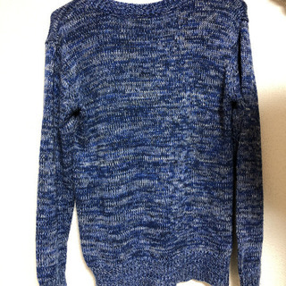 SLY LANG 青色ニットの画像