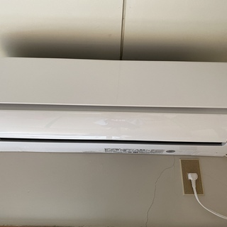 日立 ルームエアコン RAS-L22HE6 2018年製 ～8畳用　使用期間1年未満の画像