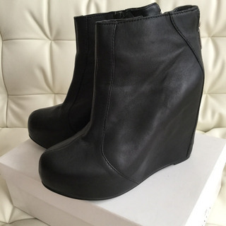 3000円☆ジェフリーキャンベル ブーツの画像