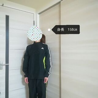 adidas　スポーツウェアの画像