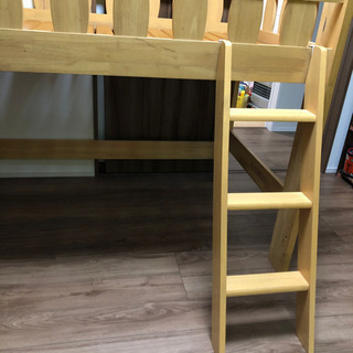 ベット　フレームの画像