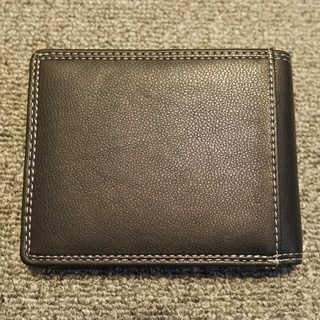 2つ折り財布（黒）の画像