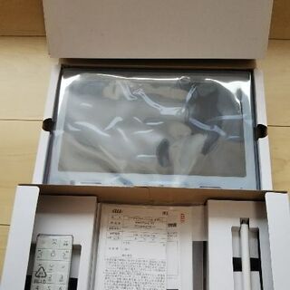新品未使用！お風呂でも！au10.1インチ 防水フルセグテレビ ...