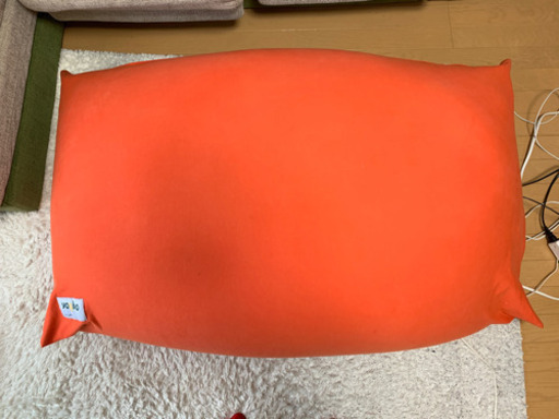 Yogiboのソファーです！（元値32,780円）大人気、座ってよし寝てよしもたれてよし！
