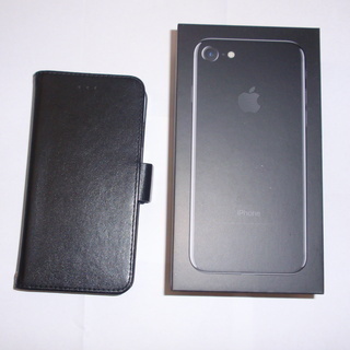 iPhone7 au simロック解除済　黒　ブラック　2017.10　32GB　 １