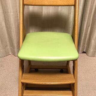 カリモク製の子供用椅子-1の画像