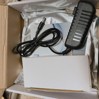 新品未使用！LEDテープライト 防水 間接照明 切断可能 貼り付け (防水)の画像