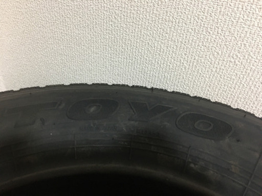 TOYO タイヤ　205 75 R 16 LT トラック　ダンプなど