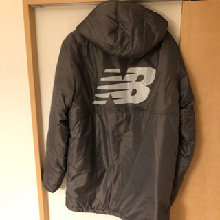 ニューバランスアウターの画像