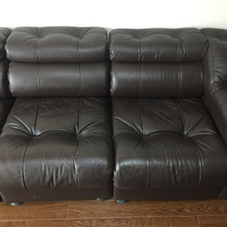 30年使用した本革ソファ、まだまだ現役、バラ売りなし。の画像