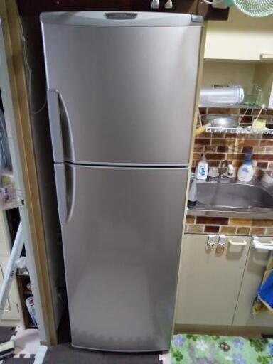 日立　2ドア冷蔵庫　2007年製品